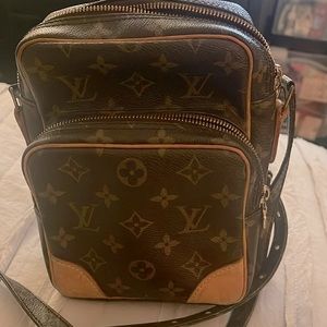 Louis Vuitton Monogram Canvas